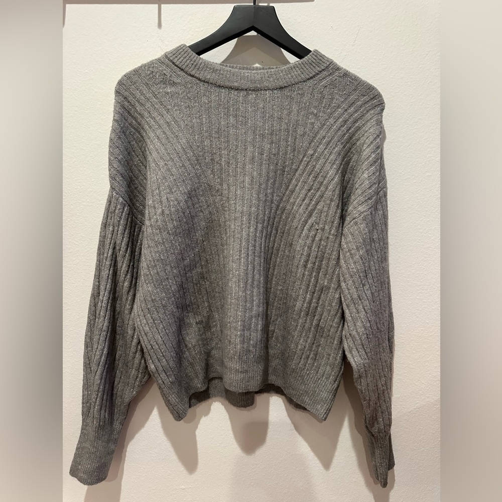 H&M Crew Neck Ribbed Sweater